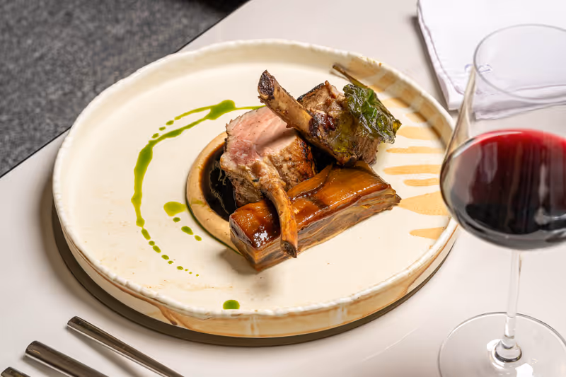 AURA Cuisine 24